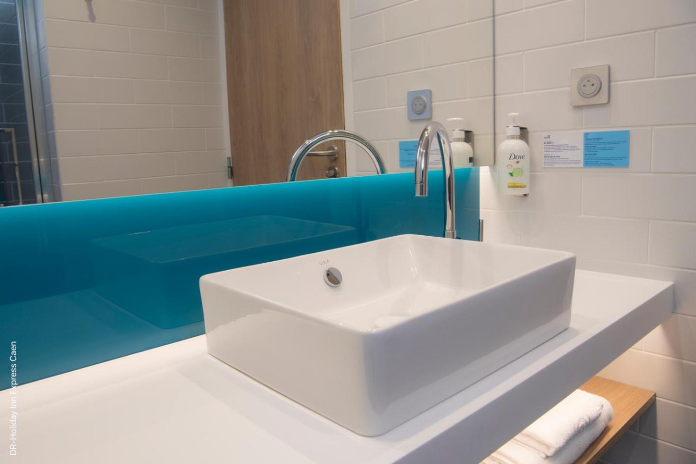 Holiday Inn Express Caen Epron By Ihg Eksteriør bilde