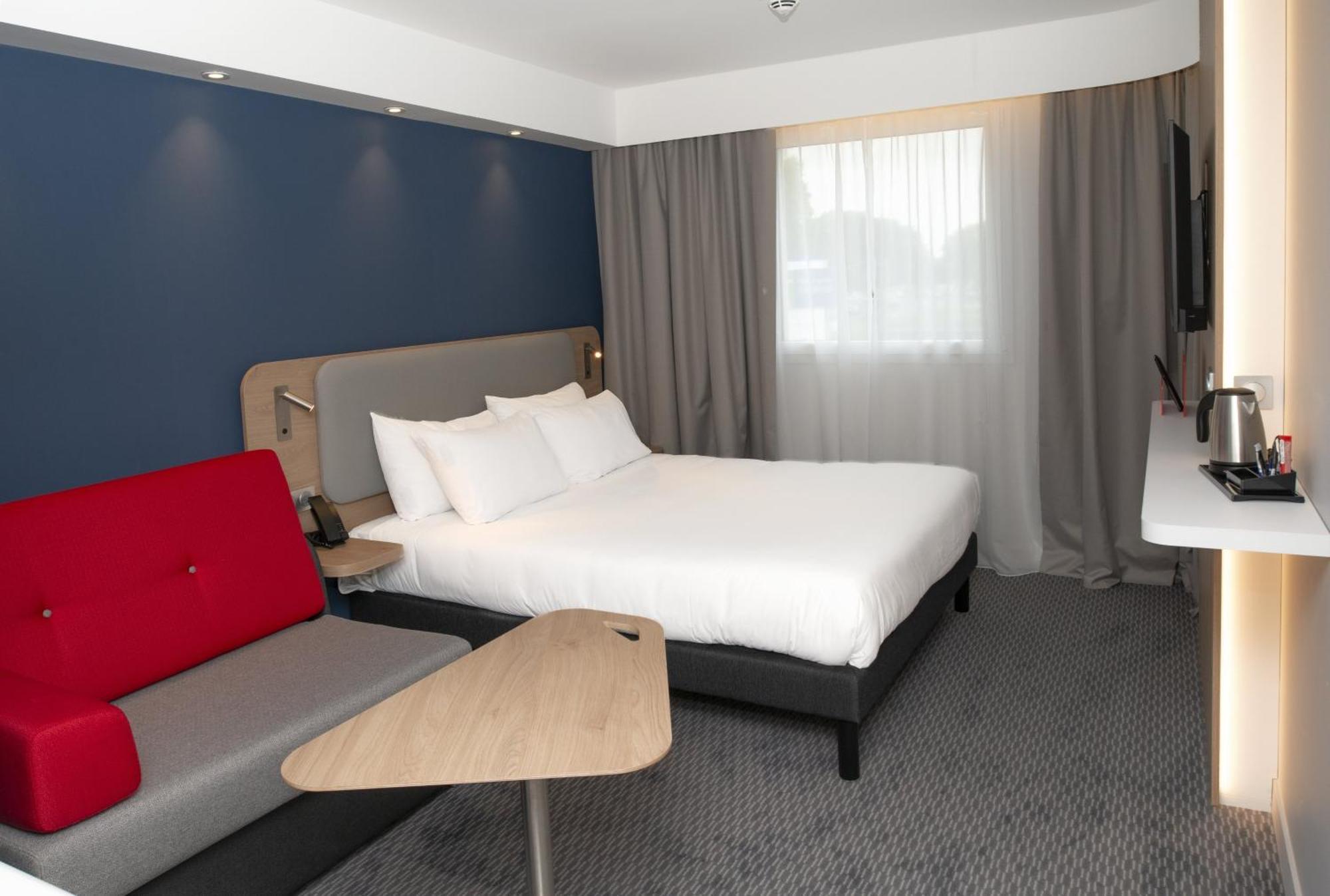 Holiday Inn Express Caen Epron By Ihg Eksteriør bilde