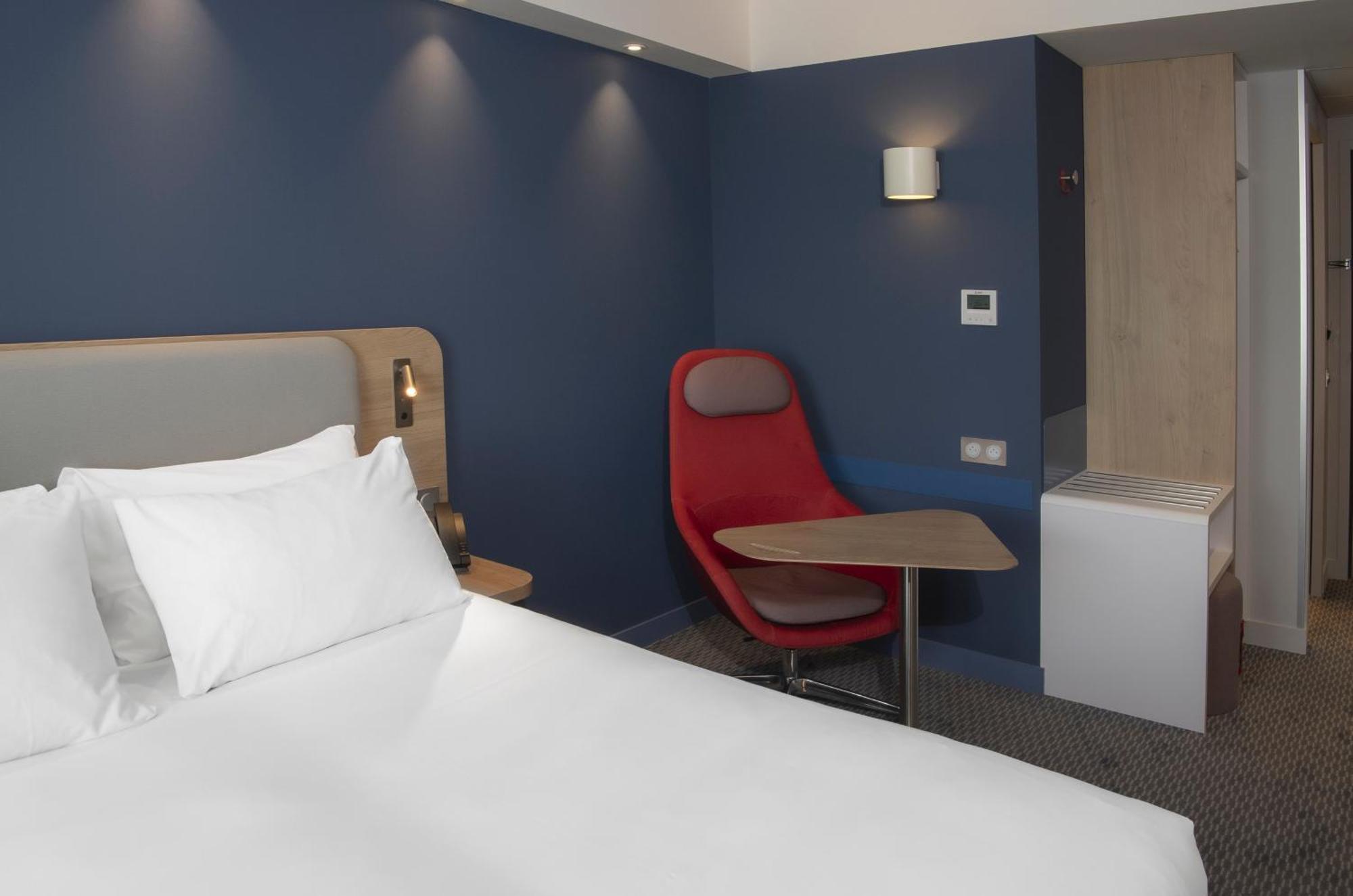 Holiday Inn Express Caen Epron By Ihg Eksteriør bilde
