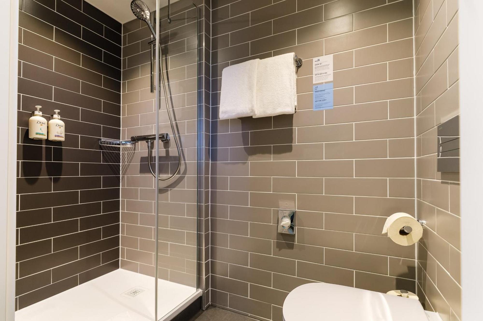 Holiday Inn Express Caen Epron By Ihg Eksteriør bilde