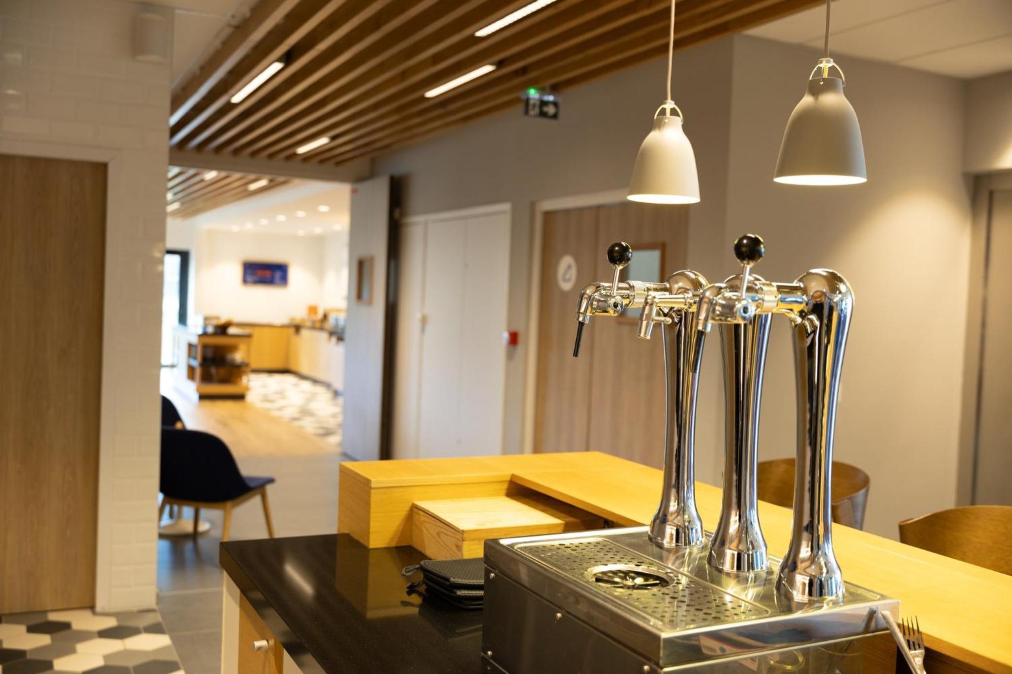 Holiday Inn Express Caen Epron By Ihg Eksteriør bilde