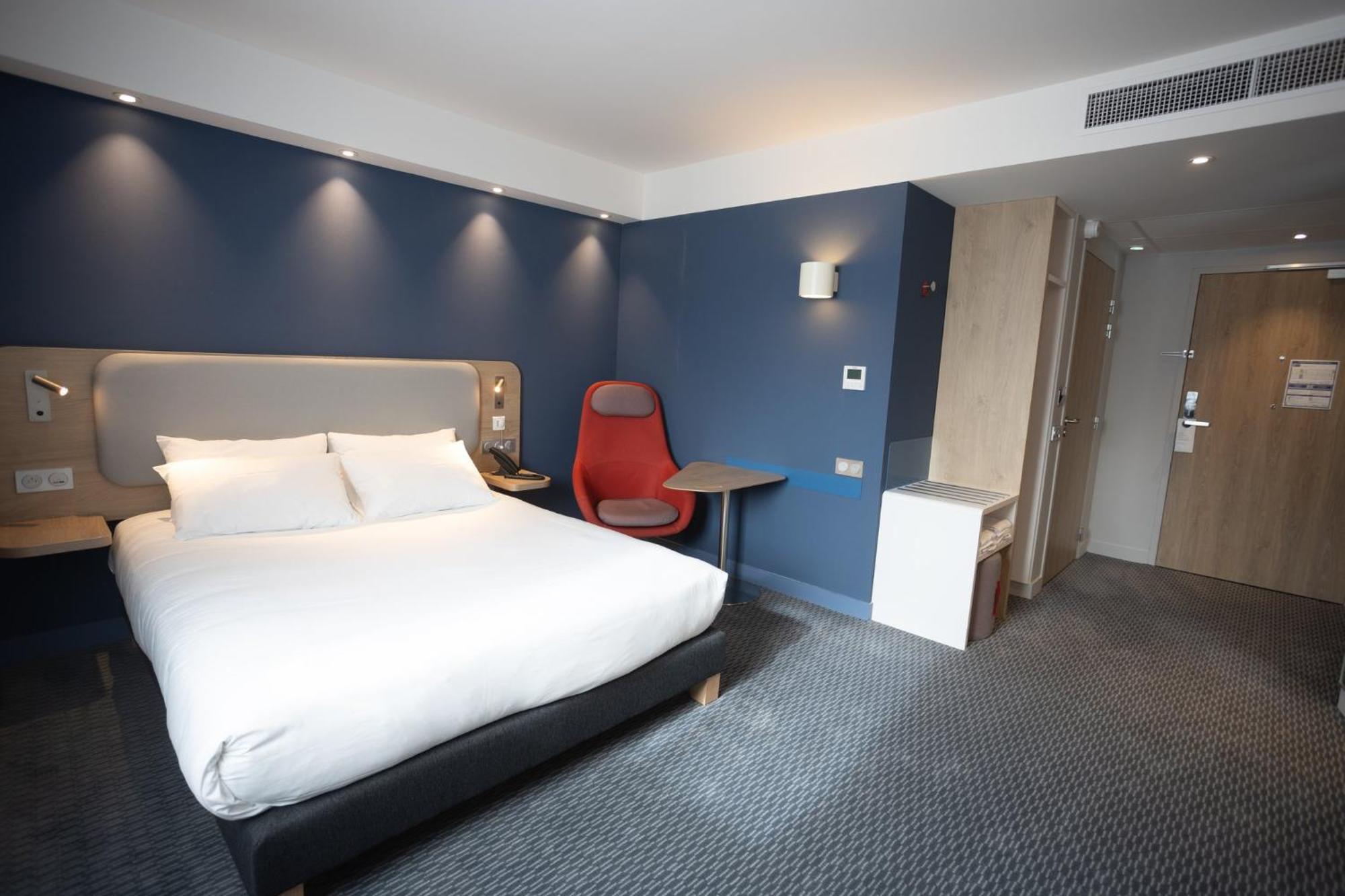 Holiday Inn Express Caen Epron By Ihg Eksteriør bilde
