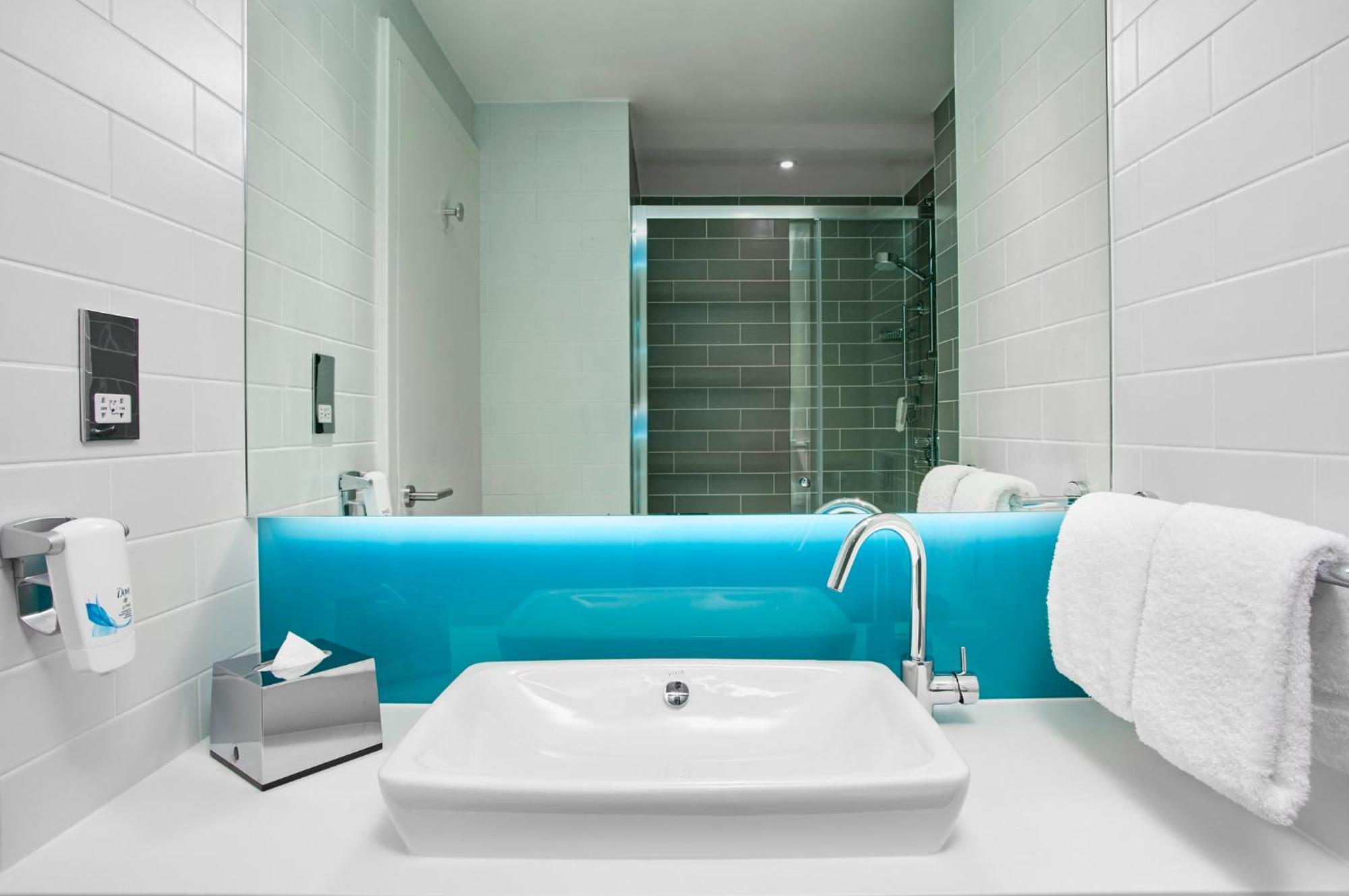 Holiday Inn Express Caen Epron By Ihg Eksteriør bilde